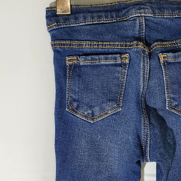 Old Navy Pull-On Skinny Jeans with Adjustable Waist, Size 3T - Picture 7 of 10